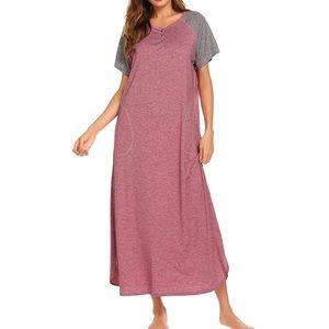 Grey and pink v neck night dress 📦